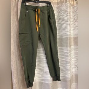Figs, jogger, scrub pants, color, moss